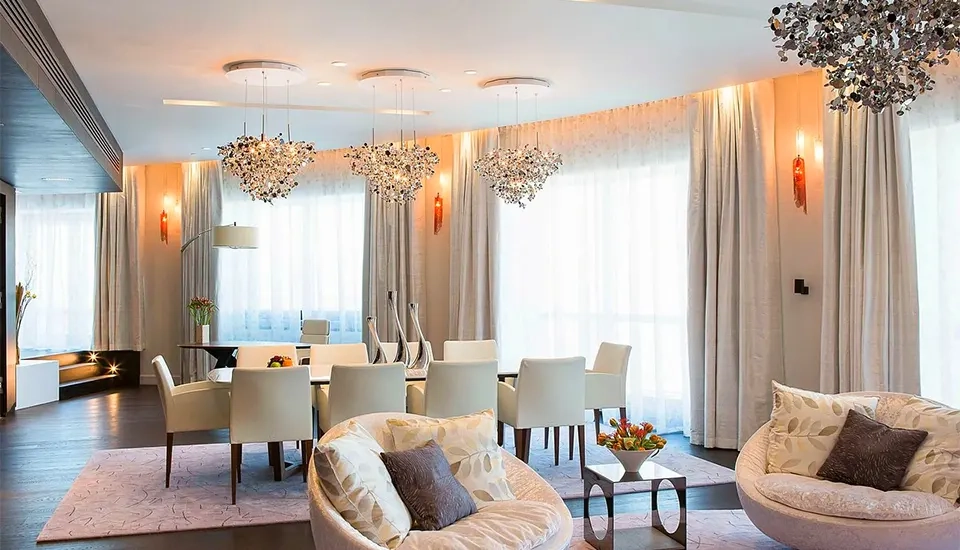 سوئیس اوتل کراسنی هولمی مسکو